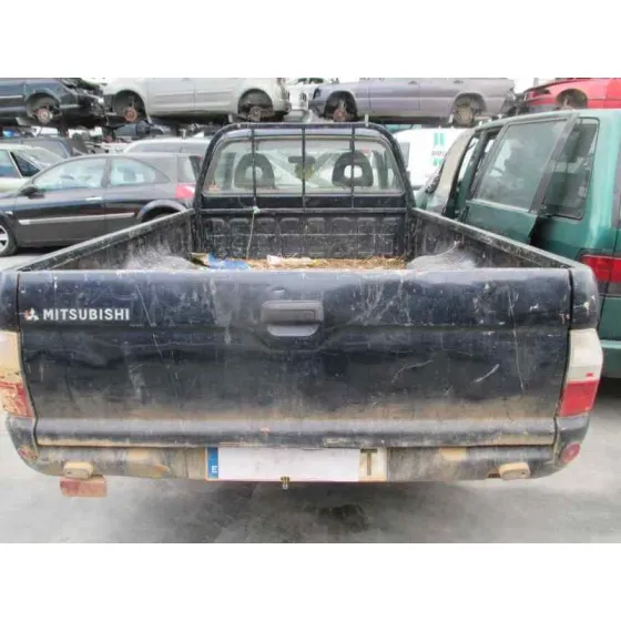 MITSUBISHI L 200 (K6/7) '2006 2500 TD MAGNUM CLUB CAB (2-PTAS.) AZUL MARINO