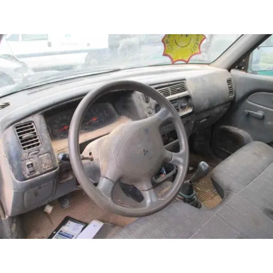 MITSUBISHI L 200 (K6/7) '2006 2500 TD MAGNUM CLUB CAB (2-PTAS.) AZUL MARINO