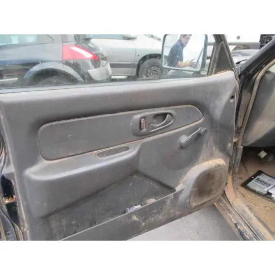 MITSUBISHI L 200 (K6/7) '2006 2500 TD MAGNUM CLUB CAB (2-PTAS.) AZUL MARINO