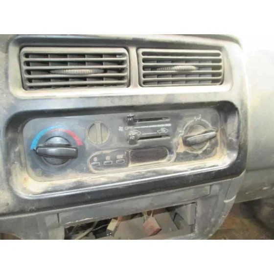 MITSUBISHI L 200 (K6/7) '2006 2500 TD MAGNUM CLUB CAB (2-PTAS.) AZUL MARINO