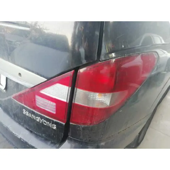 SSANGYONG RODIUS '2007 XDI NEGRO