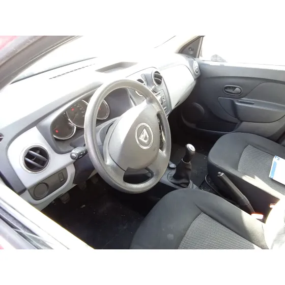 Dacia SANDERO II (B8_) 2012