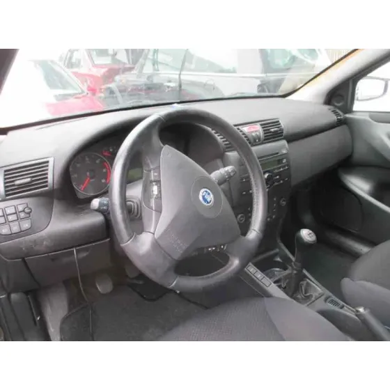 FIAT STILO (192) '2003 1.9 JTD CAT NEGRO