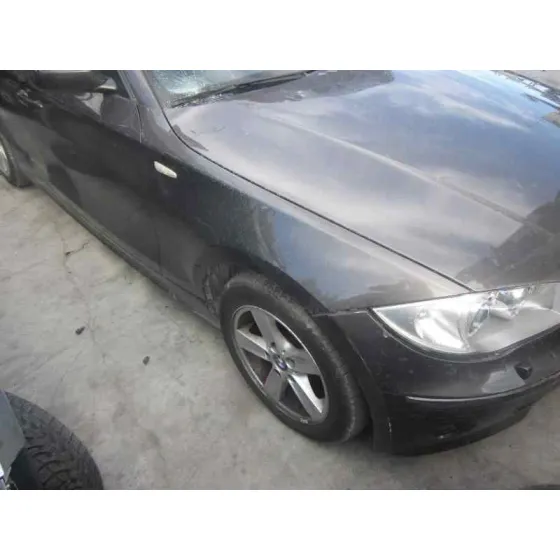 BMW SERIE 1 BERLINA (E81/E87) '2006 118D GRIS CENIZA