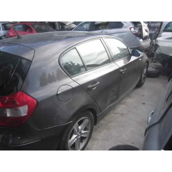 BMW SERIE 1 BERLINA (E81/E87) '2006 118D GRIS CENIZA