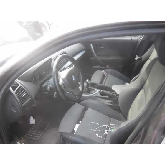 BMW SERIE 1 BERLINA (E81/E87) '2006 118D GRIS CENIZA