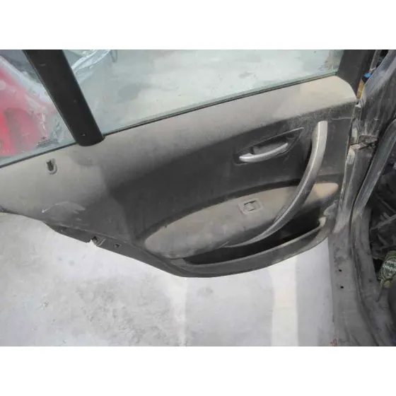 BMW SERIE 1 BERLINA (E81/E87) '2006 118D GRIS CENIZA