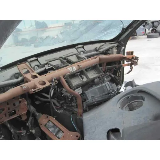BMW SERIE 1 BERLINA (E81/E87) '2006 118D GRIS CENIZA