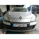 RENAULT MEGANE III BERLINA 5 P RENAULT MEGANE III BERLINA 5 P '2012 DYNAMIQUE GRIS PLATA 2012