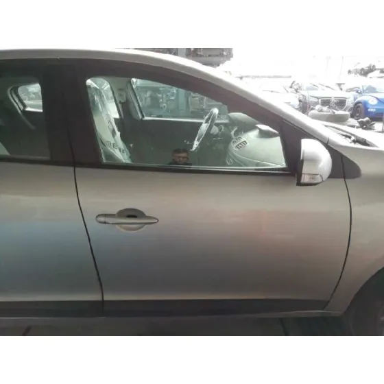 RENAULT MEGANE III BERLINA 5 P '2012 DYNAMIQUE GRIS PLATA