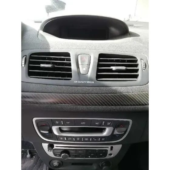 RENAULT MEGANE III BERLINA 5 P '2012 DYNAMIQUE GRIS PLATA