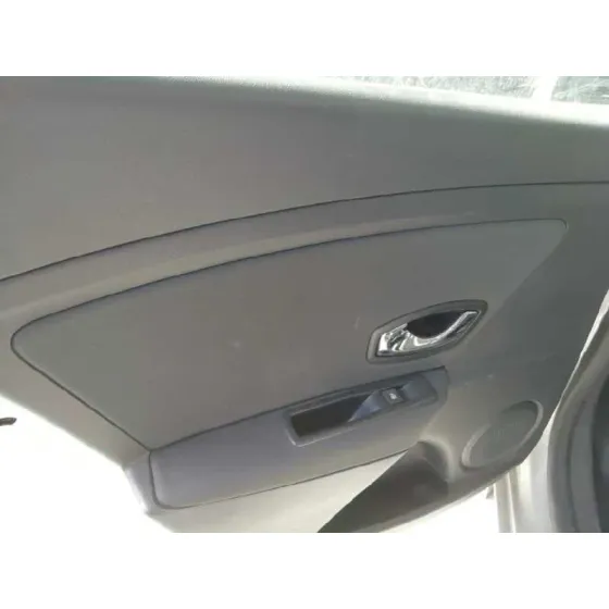 RENAULT MEGANE III BERLINA 5 P '2012 DYNAMIQUE GRIS PLATA