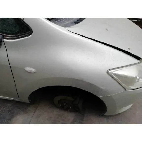 TOYOTA AURIS '2007 LUNA GRIS