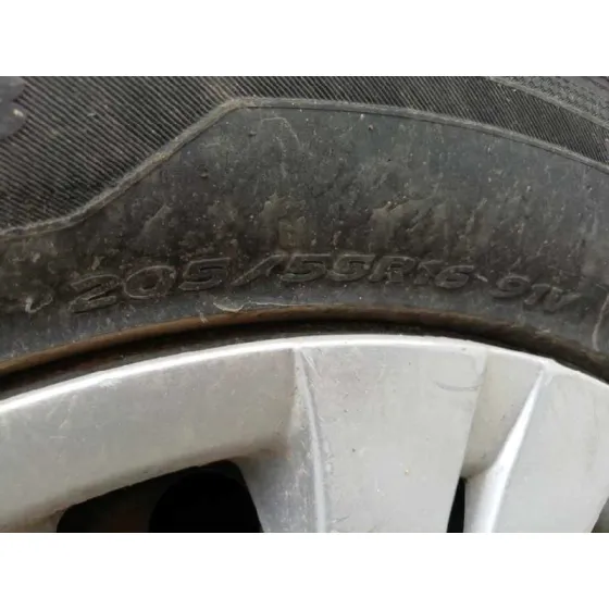 TOYOTA AURIS '2007 LUNA GRIS
