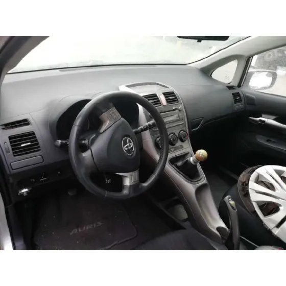 TOYOTA AURIS '2007 LUNA GRIS