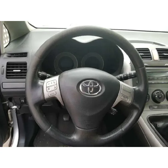 TOYOTA AURIS '2007 LUNA GRIS