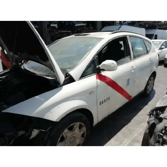 SEAT ALTEA XL (5P5) '2015 REFERENCE BLANCO