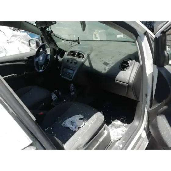 SEAT ALTEA XL (5P5) '2015 REFERENCE BLANCO