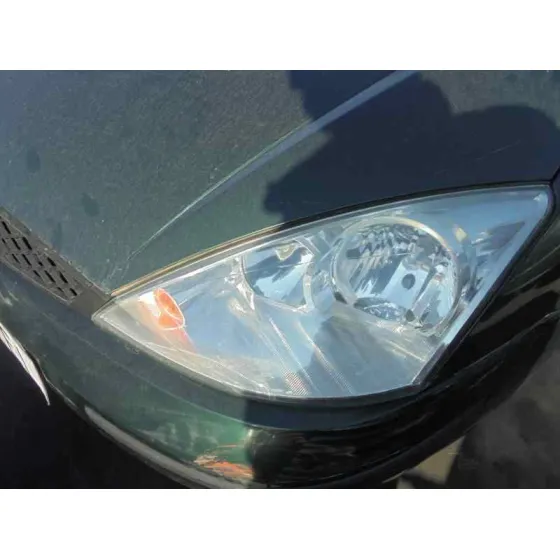 FORD FOCUS BERLINA (CAK) '2004 AMBIENTE VERDE