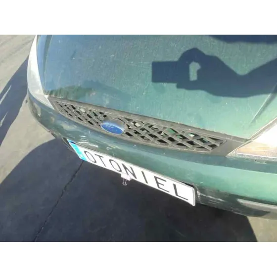 FORD FOCUS BERLINA (CAK) '2004 AMBIENTE VERDE