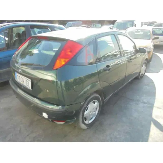 FORD FOCUS BERLINA (CAK) '2004 AMBIENTE VERDE