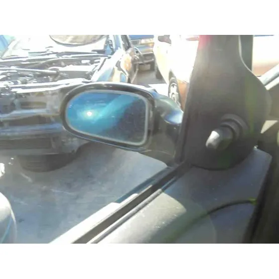 FORD FOCUS BERLINA (CAK) '2004 AMBIENTE VERDE
