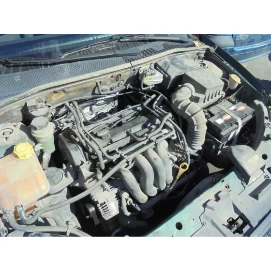 FORD FOCUS BERLINA (CAK) '2004 AMBIENTE VERDE