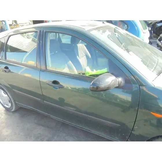 FORD FOCUS BERLINA (CAK) '2004 AMBIENTE VERDE