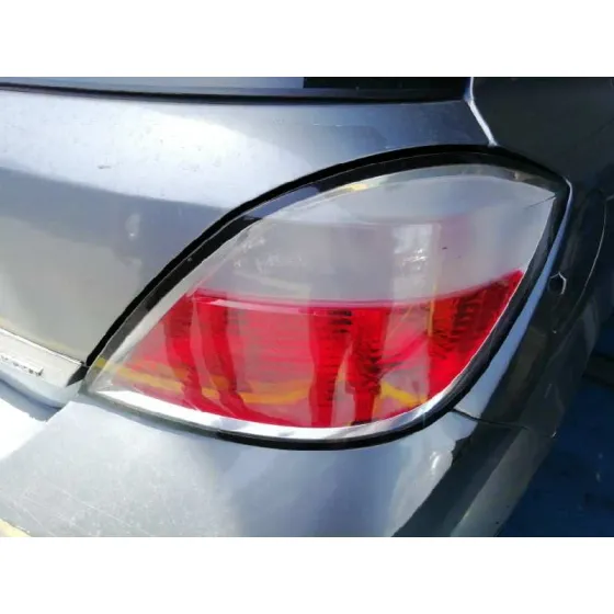 OPEL ASTRA H BERLINA '2004 COSMO GRIS PLATA