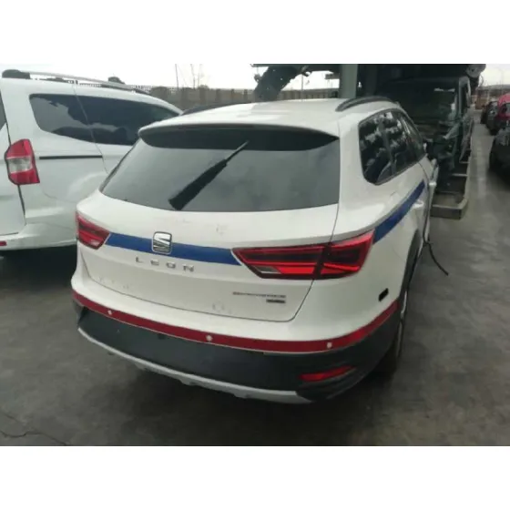 SEAT LEON ST (5F8) '2018 X-PERIENCE 4DRIVE BLANCO