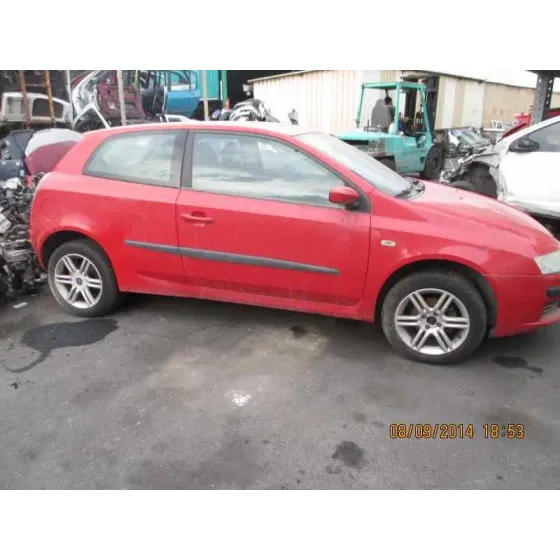 FIAT STILO (192) '2004 1.6 16V CAT ROJO