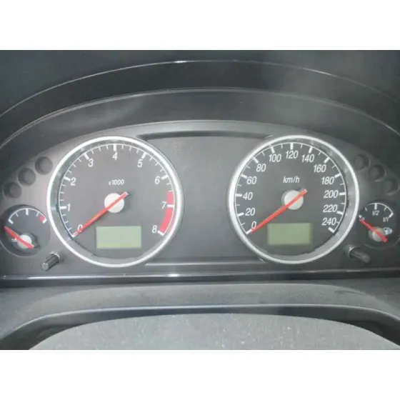 FORD MONDEO BERLINA (GE) '2002 AMBIENTE AZUL