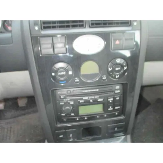 FORD MONDEO BERLINA (GE) '2002 AMBIENTE AZUL