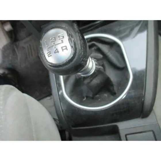 FORD MONDEO BERLINA (GE) '2002 AMBIENTE AZUL