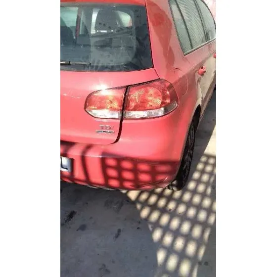 VOLKSWAGEN GOLF VI (5K1) '2011 RABBIT BLUEMOTION ROJO