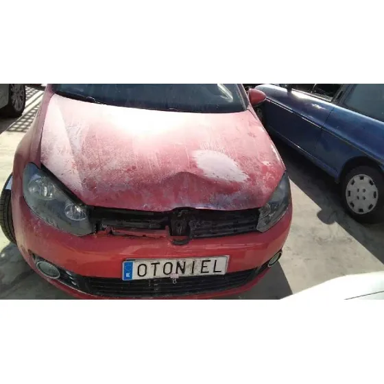 VOLKSWAGEN GOLF VI (5K1) '2011 RABBIT BLUEMOTION ROJO