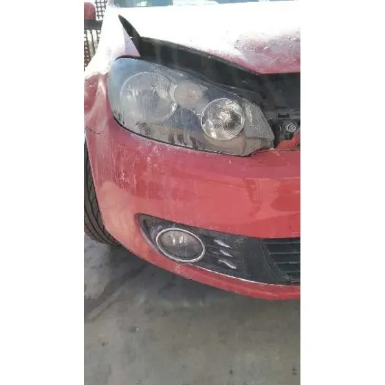 VOLKSWAGEN GOLF VI (5K1) '2011 RABBIT BLUEMOTION ROJO