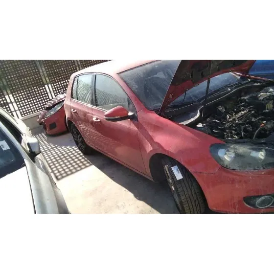 VOLKSWAGEN GOLF VI (5K1) '2011 RABBIT BLUEMOTION ROJO