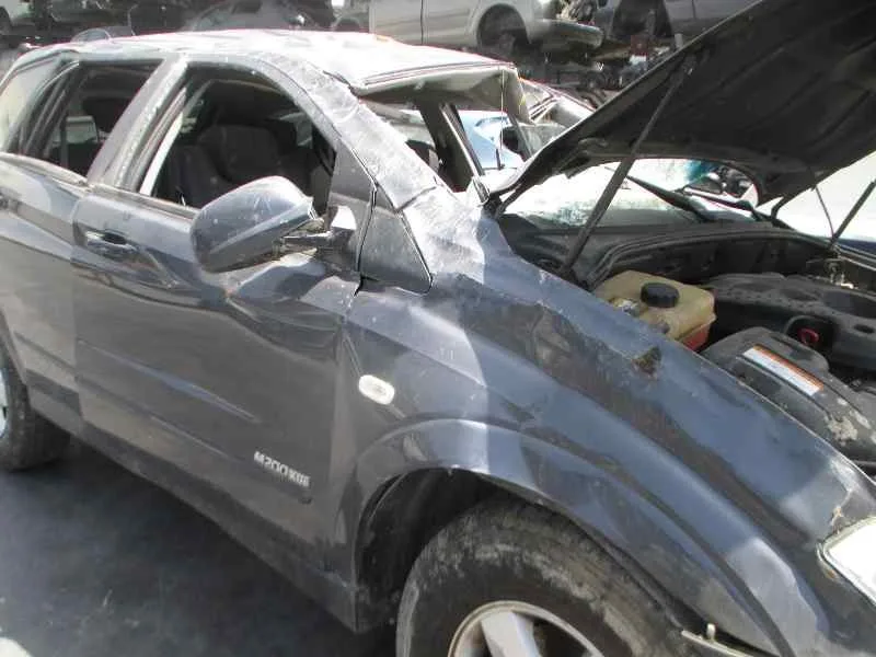 SSANGYONG KYRON '2008 200 XDI PREMIUM 4WD GRIS OSCURO