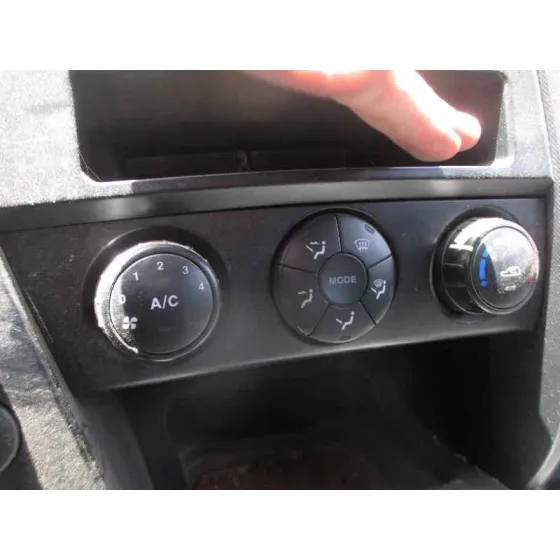 SSANGYONG KYRON '2008 200 XDI PREMIUM 4WD GRIS OSCURO