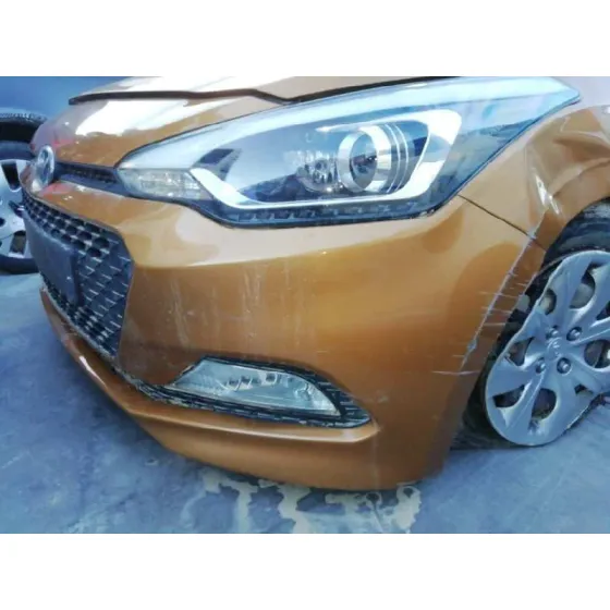 HYUNDAI I20 '2016 BASIS BLUE NARANJA