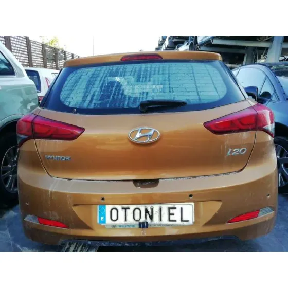 HYUNDAI I20 '2016 BASIS BLUE NARANJA