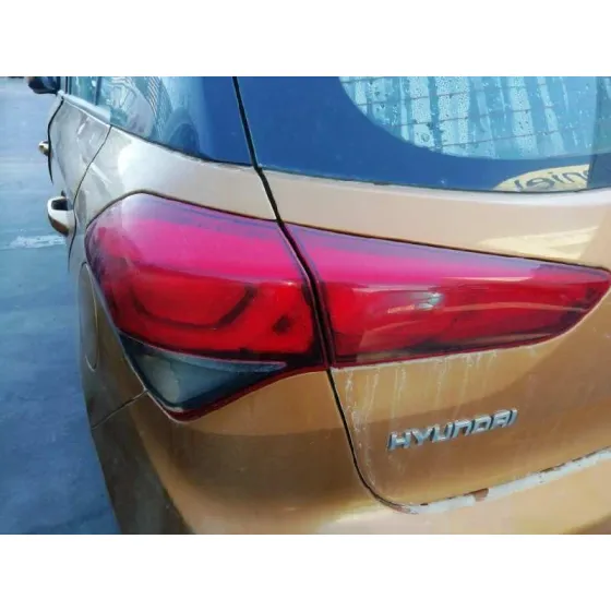 HYUNDAI I20 '2016 BASIS BLUE NARANJA