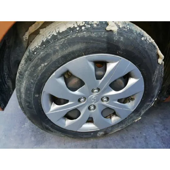 HYUNDAI I20 '2016 BASIS BLUE NARANJA