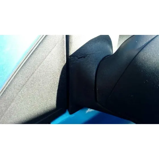 FORD FOCUS BERLINA (CAP) '2005 * AZUL