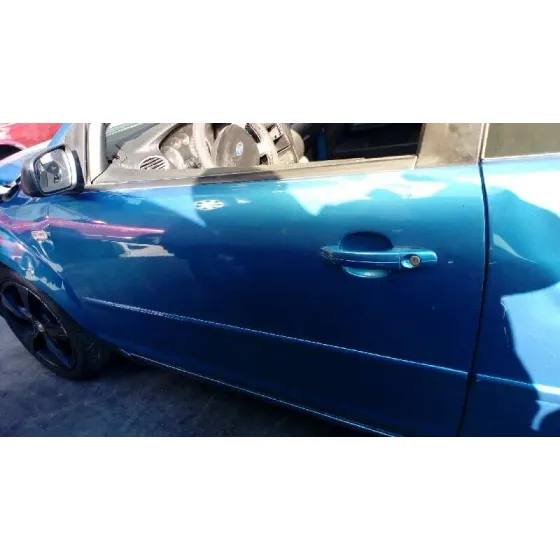 FORD FOCUS BERLINA (CAP) '2005 * AZUL