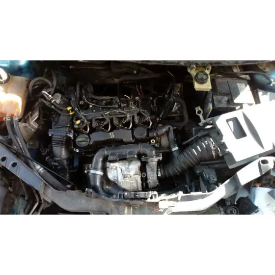 FORD FOCUS BERLINA (CAP) '2005 * AZUL