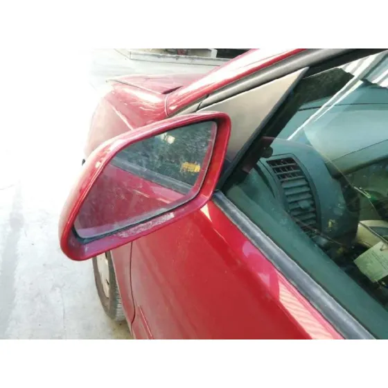 VOLKSWAGEN POLO (9N3) '2005 ADVANCE ROJO