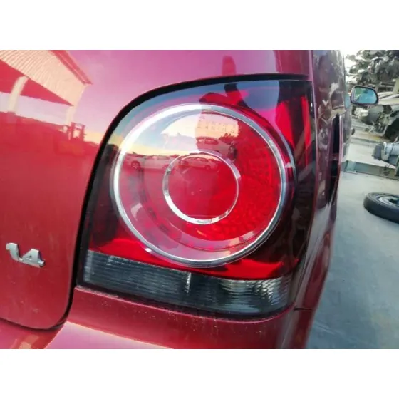 VOLKSWAGEN POLO (9N3) '2005 ADVANCE ROJO