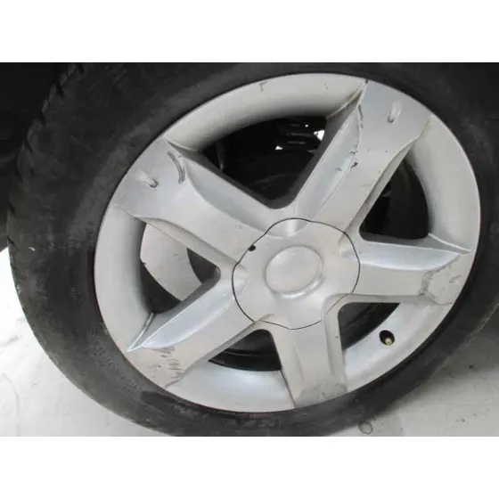 DACIA SANDERO '2012 LAUREATE MUSIC PLATA